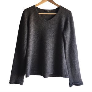 Ann Taylor Gray V-Neck Sweater